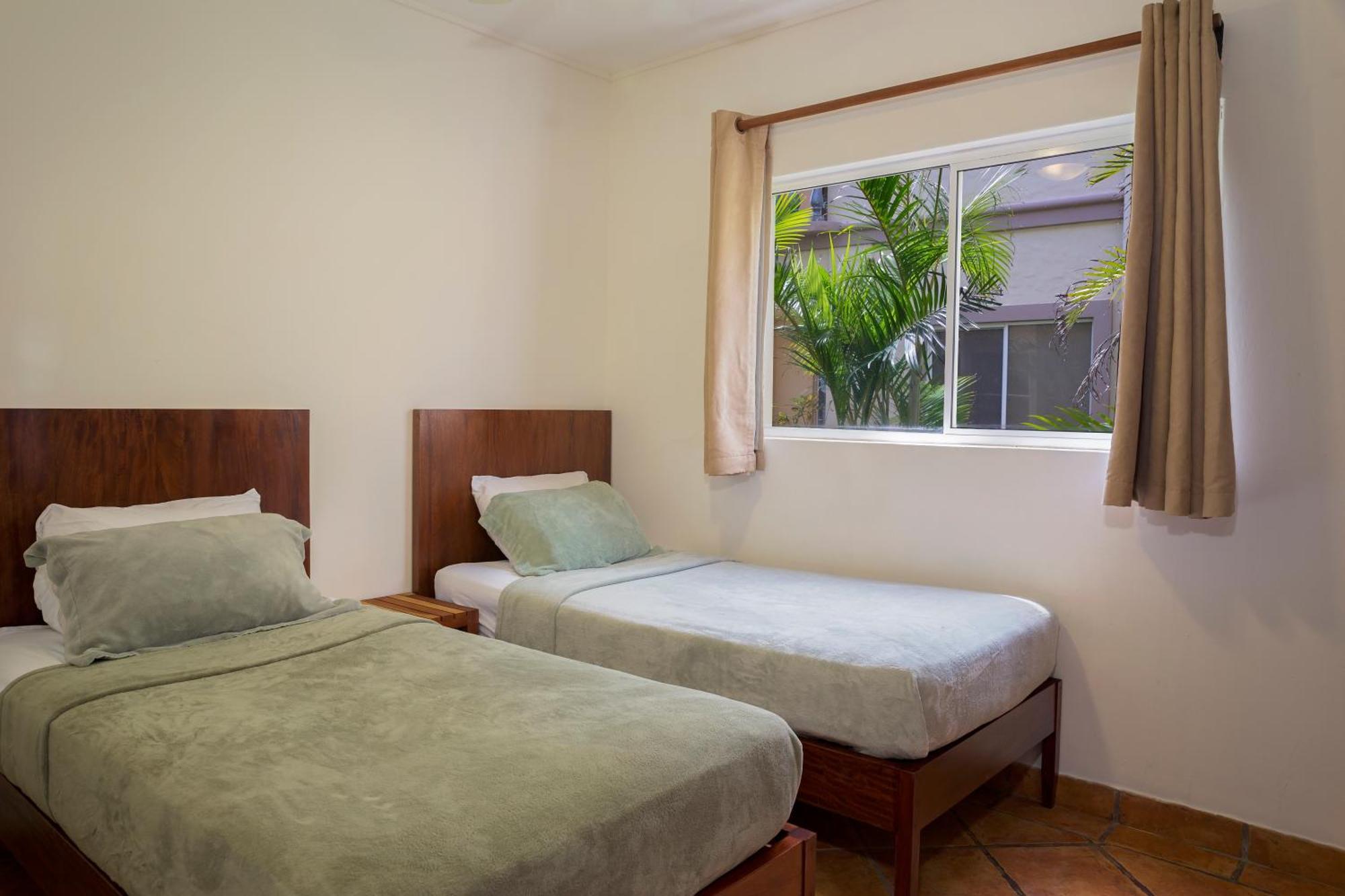 Villas Iguana A-13 Beachfront Condo Bagian luar foto