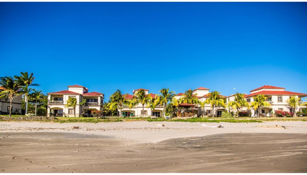 Villas Iguana A-13 Beachfront Condo Bagian luar foto